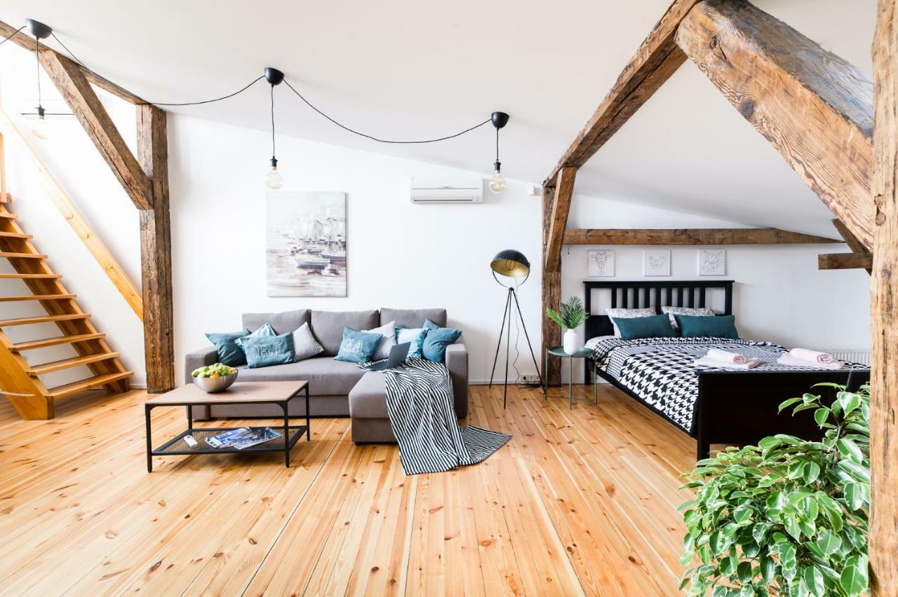 Cozy Studio Mansard Riga Old Town Aptartment, Ac ภายนอก รูปภาพ